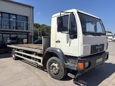 MAN 14.225 4x2 Flatbed