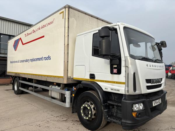 Iveco Eurocargo 180E25 4x2 Box Truck