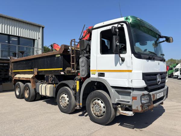 Mercedes Actros 3235 8x4 Tipper with Grab