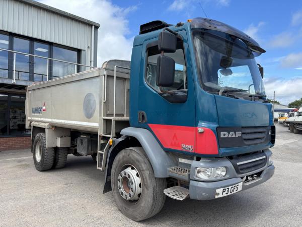 DAF LF55.220 4x2 Tipper