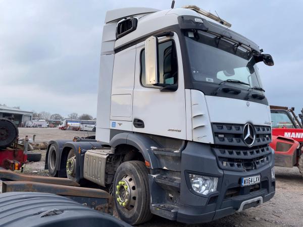 *BREAKING* Merc Arocs 6x2 Tractor Unit